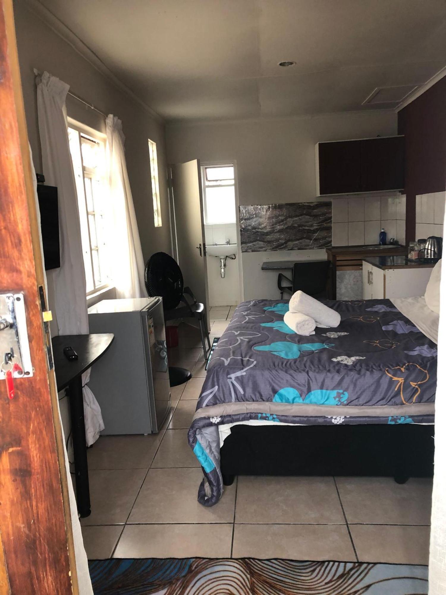 Guest house Gh Redpillars