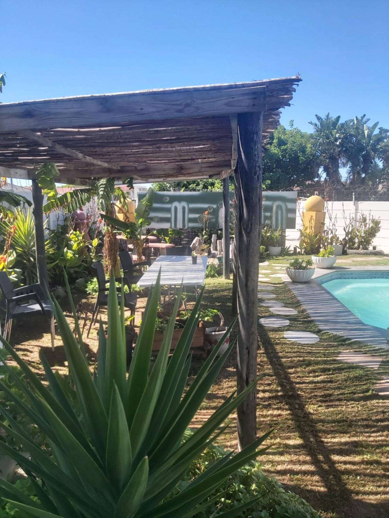 Guest house Gh Redpillars *